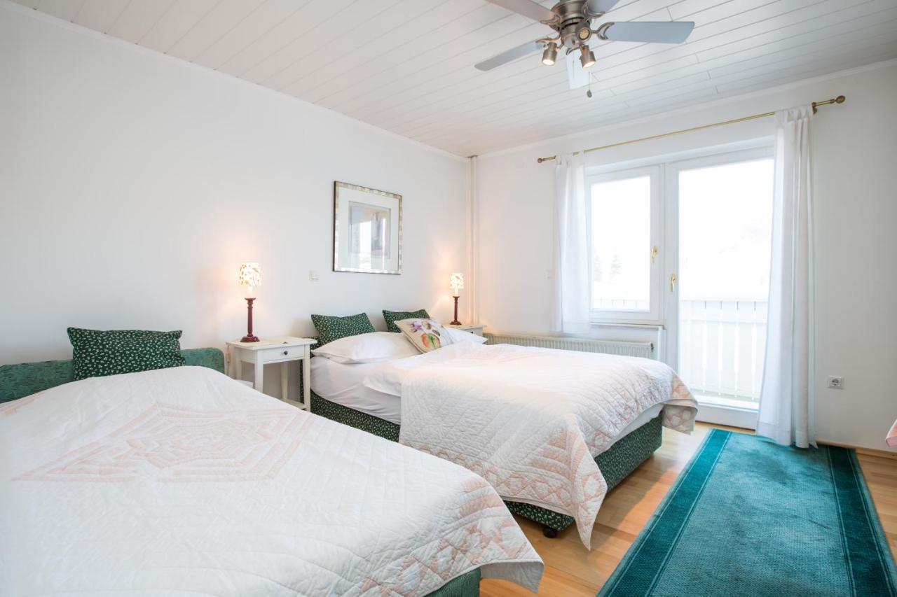 B&B Pletna A Double Lake-View Room 블레드 외부 사진