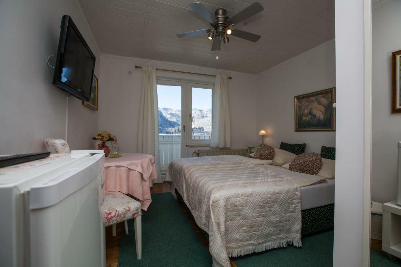 B&B Pletna A Double Lake-View Room 블레드 외부 사진