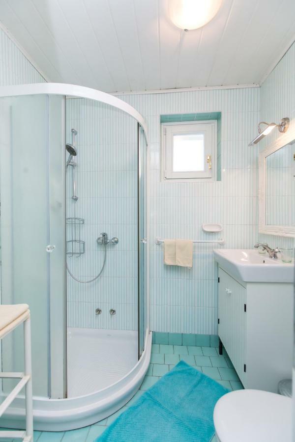 B&B Pletna A Double Lake-View Room 블레드 외부 사진