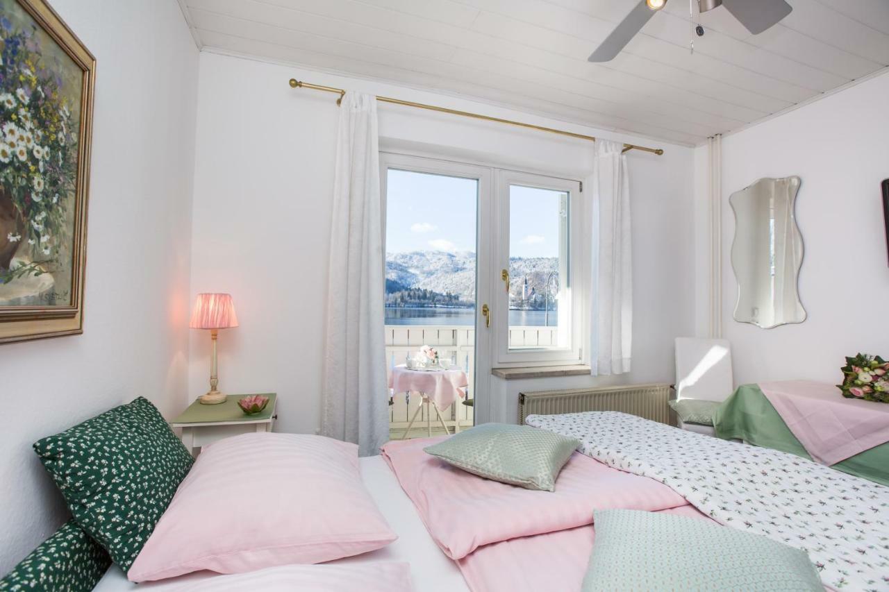 B&B Pletna A Double Lake-View Room 블레드 외부 사진