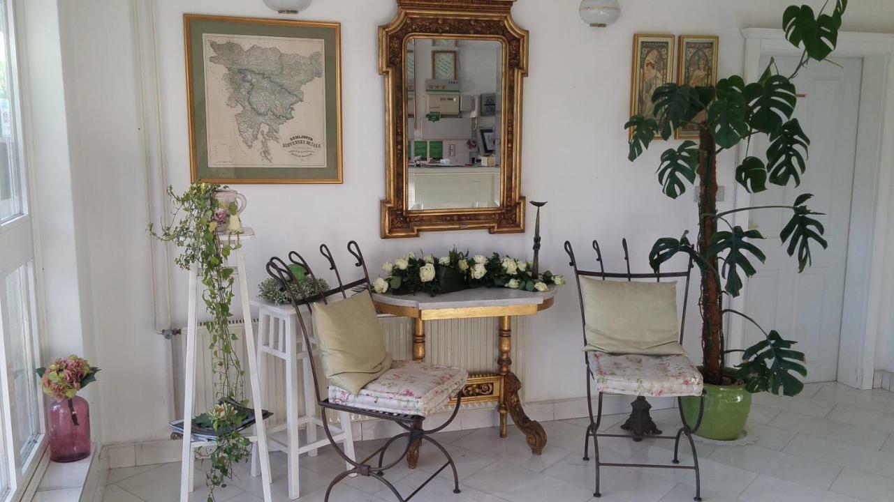 B&B Pletna A Double Lake-View Room 블레드 외부 사진