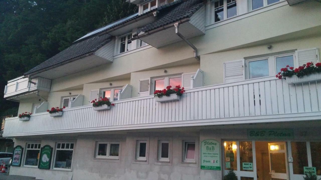 B&B Pletna A Double Lake-View Room 블레드 외부 사진